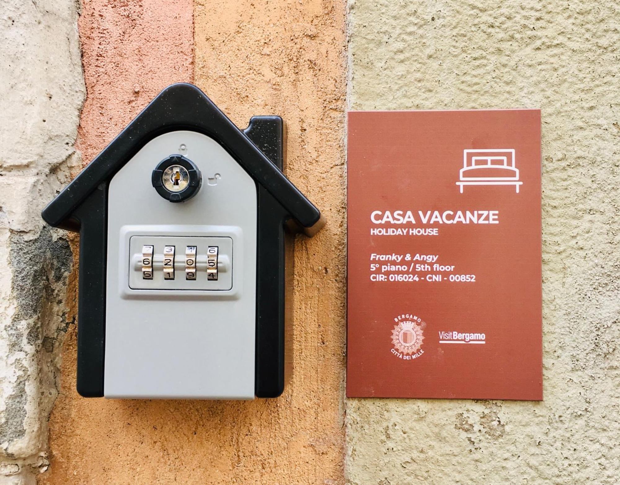 Franky & Angy Casa Vacanze Bergamo Zewnętrze zdjęcie